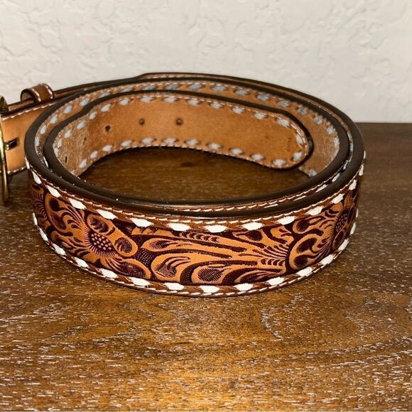 Vintage 3D Embossed Leather Statement Belt - Picture 3 of 8